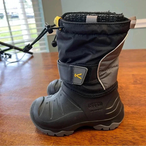 Keen Y Luni Boot II Waterproof Youth Toddler size 8 black gray - Picture 4 of 10